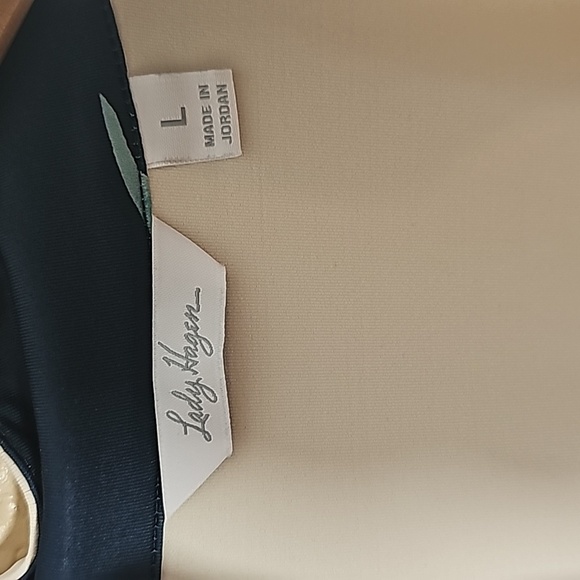 Lady Hagen Sleeveless Top - Picture 5 of 7